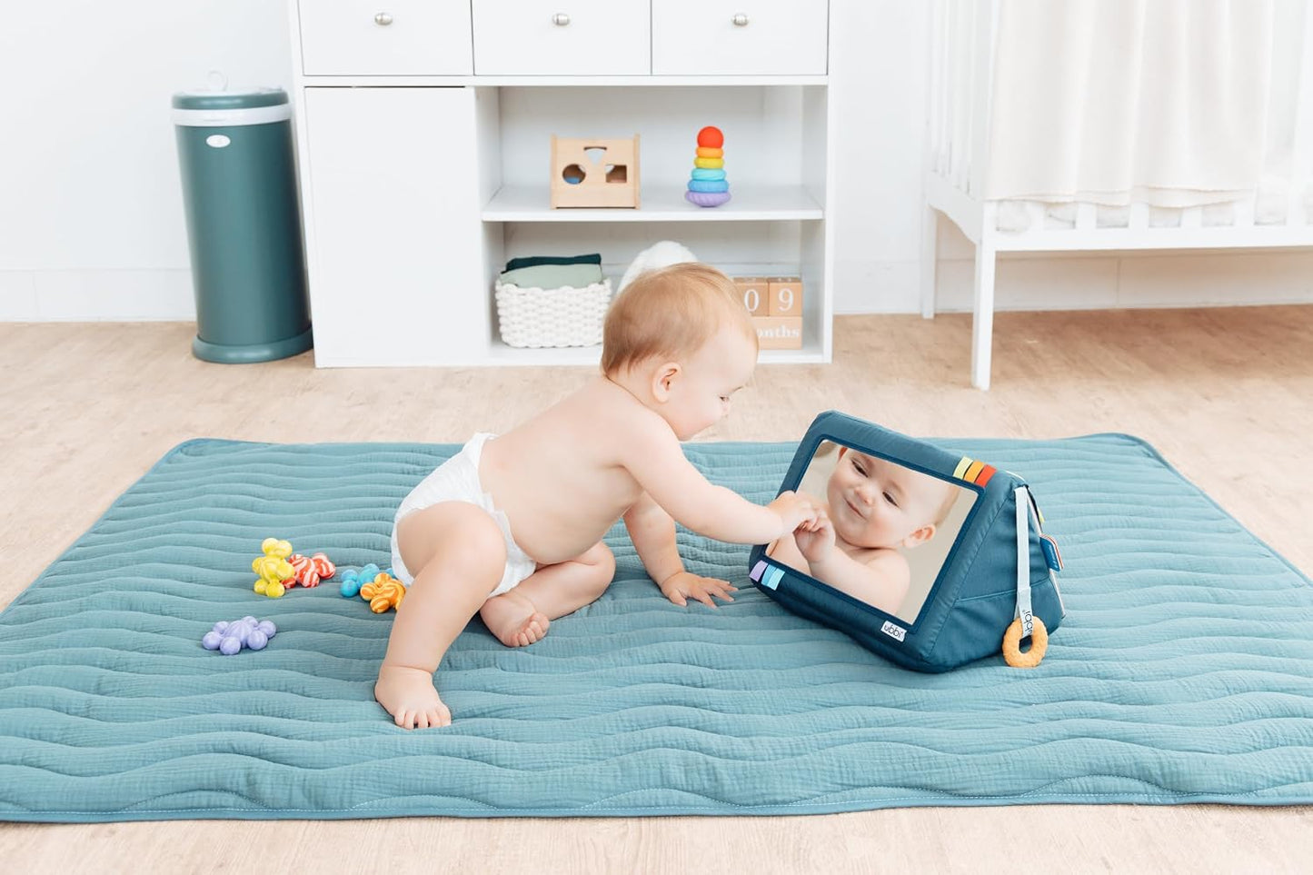 Ubbi Padded Floor Mat & Washable Muslin Cover
