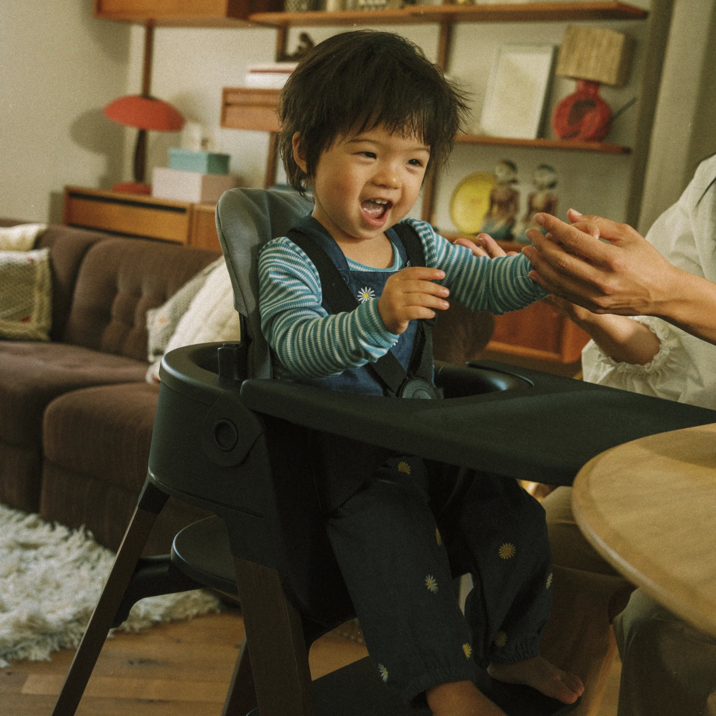 Stokke Steps High Chair (Black / Warm Brown)