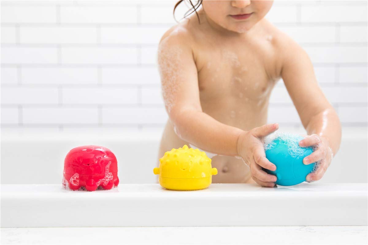 Ubbi Squeeze and Switch Bath Toys Multi